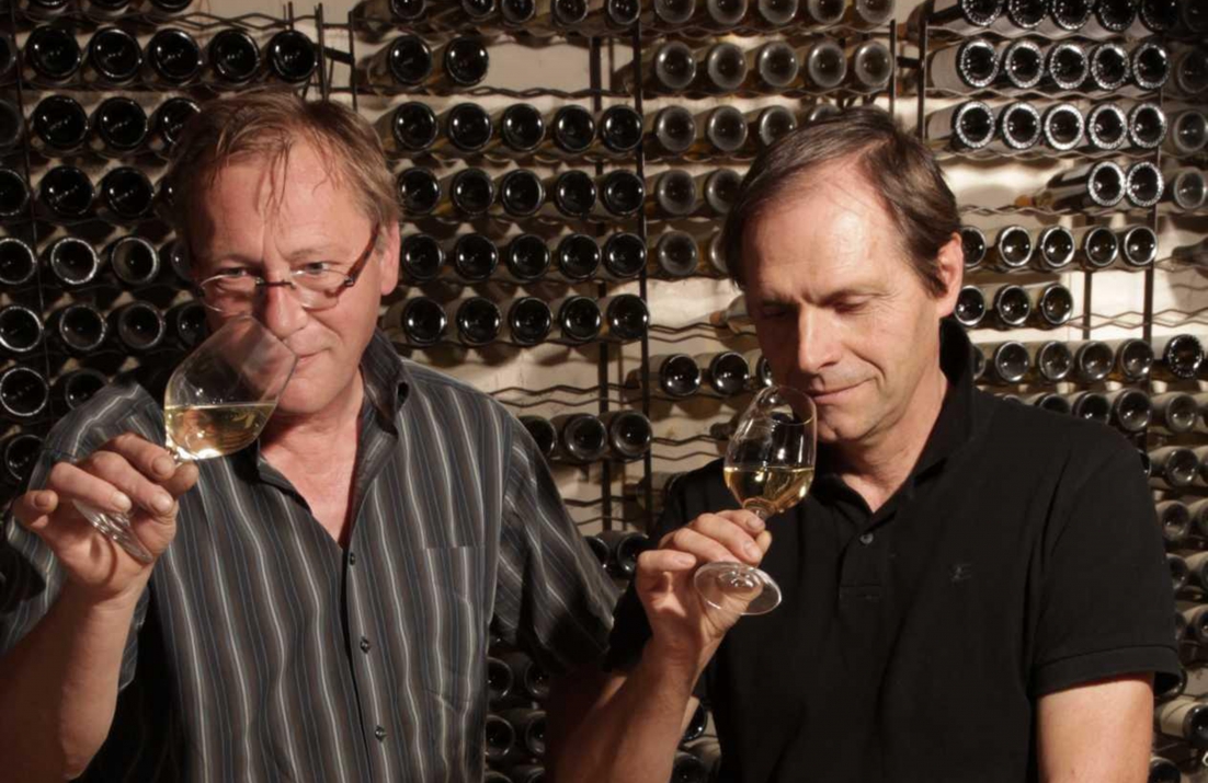  Jean-Pierre and Michel Auvigue